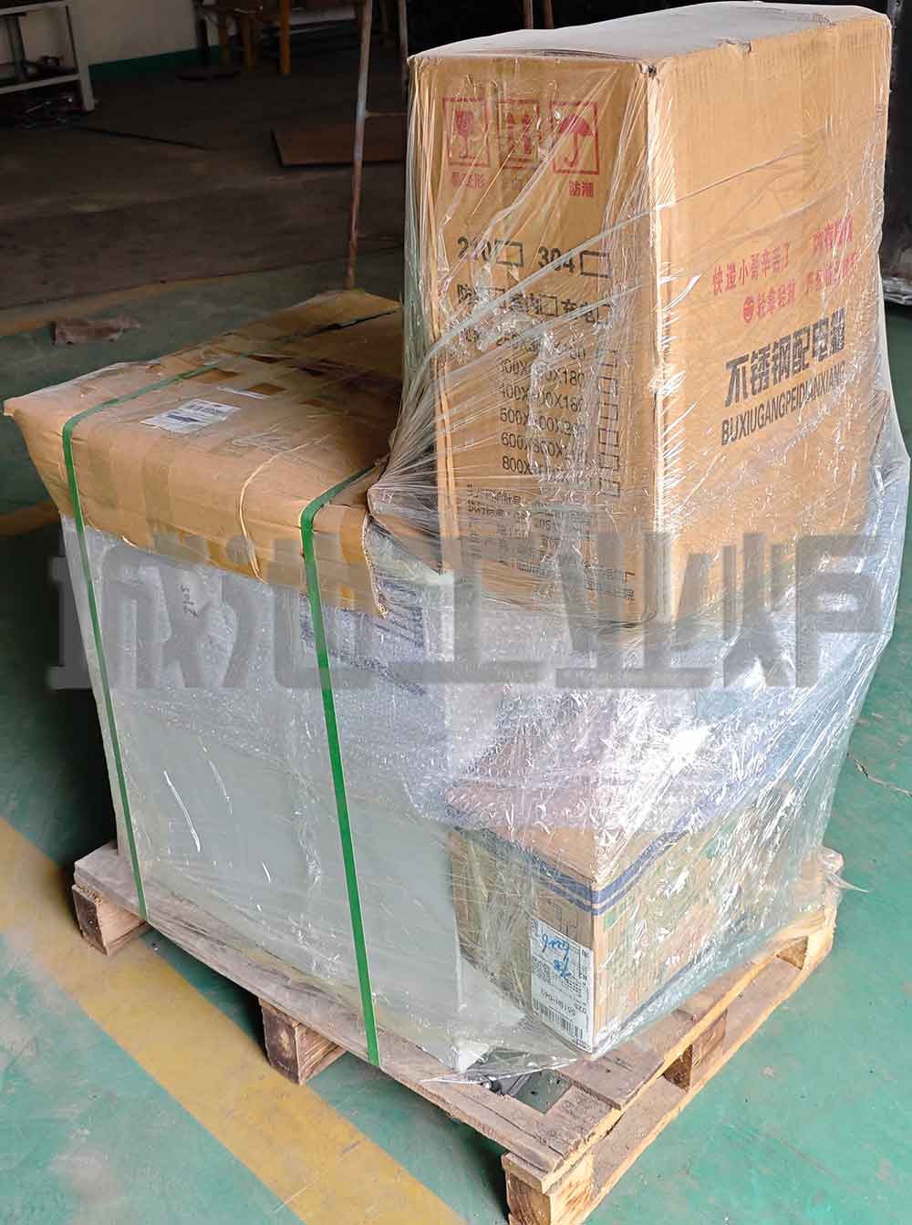 Chengchi brand EYQT laboratory swing quenching tank packaged and shipped
