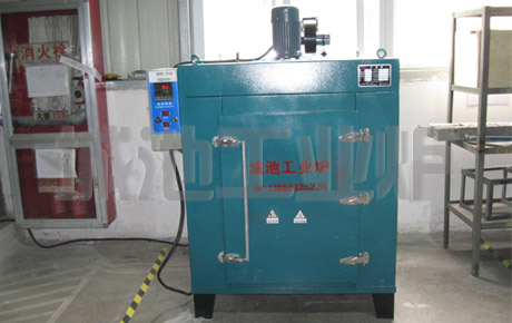 Skim the oil hot air circulation oven